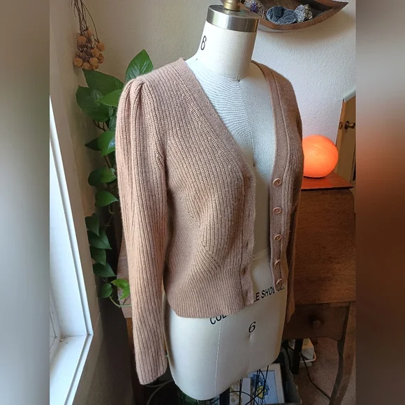 Reformation Fossi Cardigan - Picture 4 of 15
